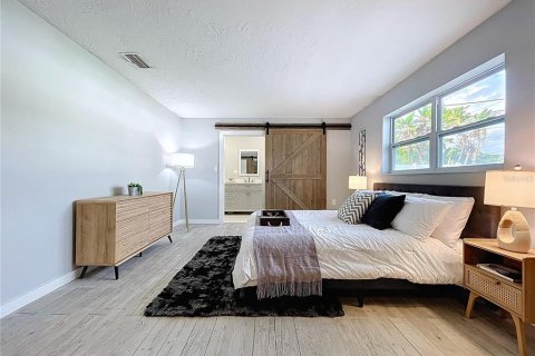 Купить виллу или дом в Сент-Питерсберг, Флорида 3 комнаты, 178.93м2, № 2202323 - фото 21