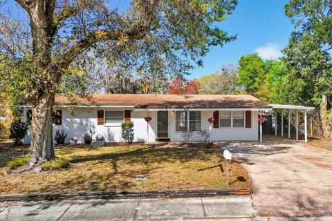 House in Ocoee, Florida 3 bedrooms, 114.83 sq.m. № 2094135