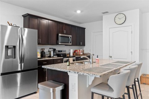 Townhouse in Port Orange, Florida 3 bedrooms, 150.87 sq.m. № 1824806 - photo 9