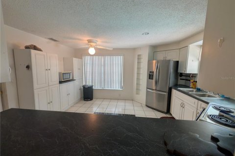 Casa en venta en Port Charlotte, Florida, 3 dormitorios, 132.94 m2 № 2386572 - foto 15