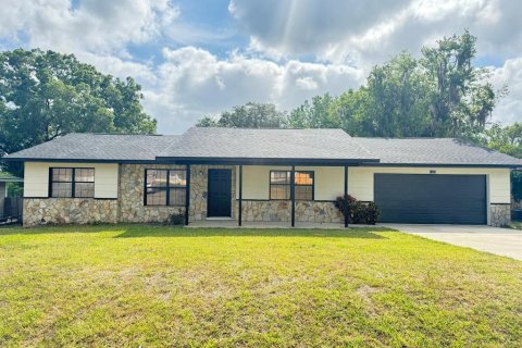 House in Ocala, Florida 3 bedrooms, 144.56 sq.m. № 1719838 - photo 2