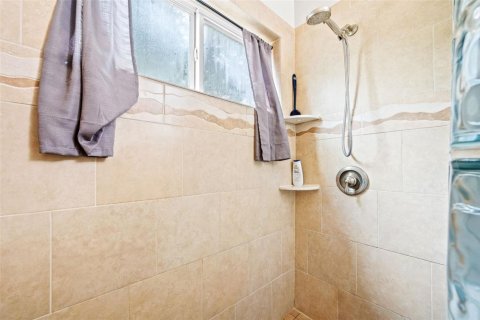 Купить виллу или дом в Гейнсвилл, Флорида 3 комнаты, 216.56м2, № 2093755 - фото 23