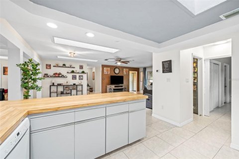 Купить виллу или дом в Гейнсвилл, Флорида 3 комнаты, 216.56м2, № 2093755 - фото 12
