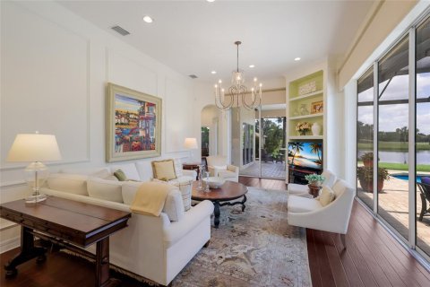 House in Lakewood Ranch, Florida 3 bedrooms, 292.83 sq.m. № 2151809 - photo 27
