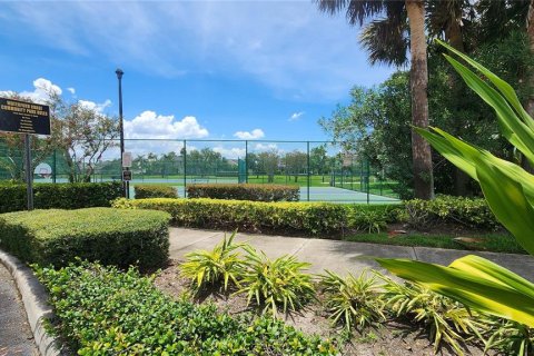 House in Orlando, Florida 4 bedrooms, 248.7 sq.m. № 1843868 - photo 27