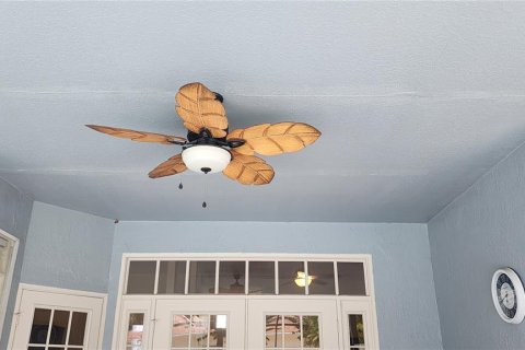 House in Orlando, Florida 4 bedrooms, 248.7 sq.m. № 1843868 - photo 13