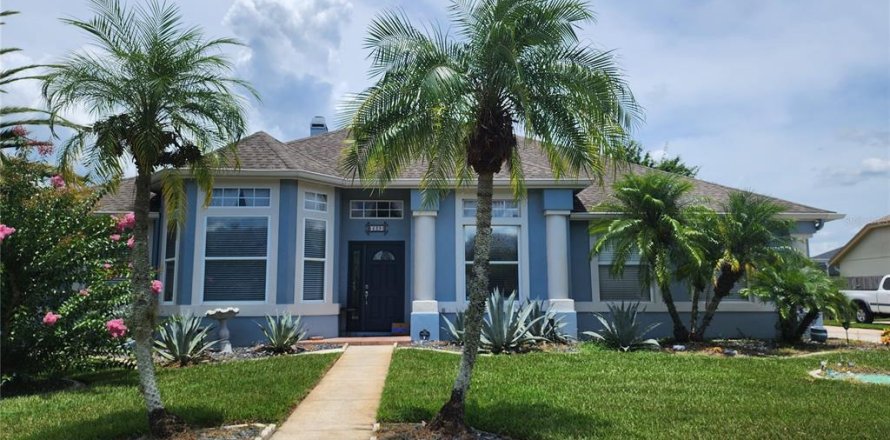 House in Orlando, Florida 4 bedrooms, 248.7 sq.m. № 1843868