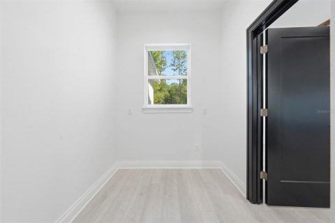 Casa en venta en Wildwood, Florida, 3 dormitorios, 263.1 m2 № 2098899 - foto 22