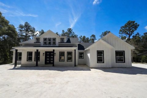 House in Wildwood, Florida 3 bedrooms, 263.1 sq.m. № 2098899