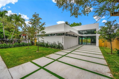 Casa en venta en Miami, Florida, 3 dormitorios, 186.55 m2 № 2002681 - foto 3