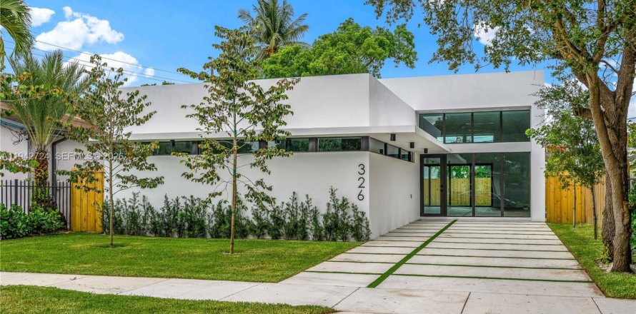 Casa en Miami, Florida 3 dormitorios, 186.55 m2 № 2002681