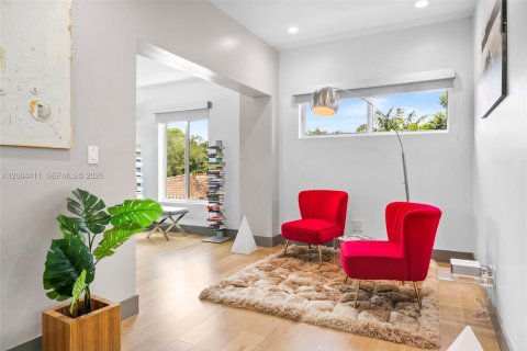 Villa ou maison à vendre à Biscayne Park, Floride: 5 chambres, 361.2 m2 № 2316224 - photo 27