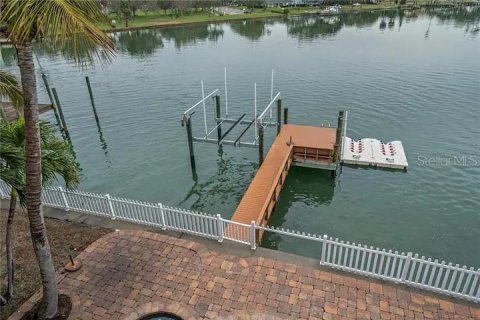 Casa en alquiler en Saint Petersburg, Florida, 5 dormitorios, 417.97 m2 № 1535034 - foto 8
