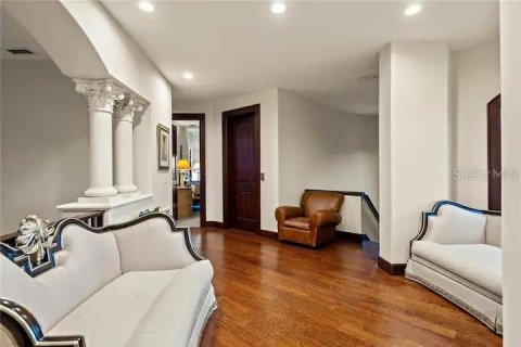 Casa en alquiler en Saint Petersburg, Florida, 5 dormitorios, 417.97 m2 № 1535034 - foto 19