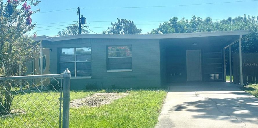 House in Seminole, Florida 3 bedrooms, 78.04 sq.m. № 1838935