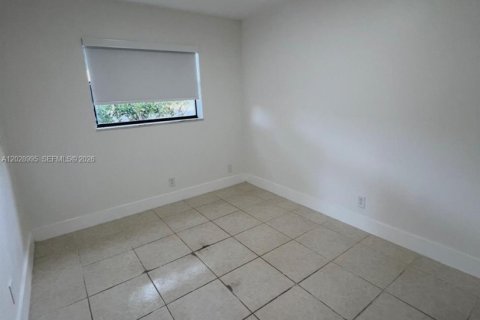 Touwnhouse à louer à Sunrise, Floride: 3 chambres, 107.21 m2 № 2085799 - photo 6