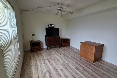 Copropriété à vendre à Saint Petersburg, Floride: 2 chambres, 82.68 m2 № 1773986 - photo 12