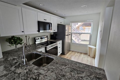 Copropriété à vendre à Saint Petersburg, Floride: 2 chambres, 82.68 m2 № 1773986 - photo 9