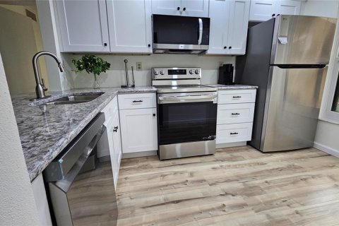 Copropriété à vendre à Saint Petersburg, Floride: 2 chambres, 82.68 m2 № 1773986 - photo 6