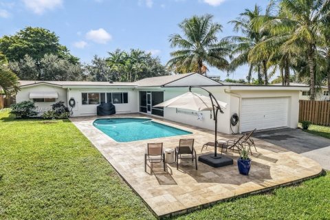 Casa en venta en Hollywood, Florida, 3 dormitorios, 179.77 m2 № 1983845 - foto 2