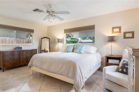Casa en venta en Hollywood, Florida, 3 dormitorios, 179.77 m2 № 1983845 - foto 25