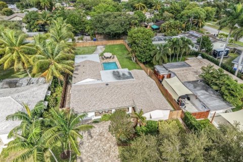 Casa en venta en Hollywood, Florida, 3 dormitorios, 179.77 m2 № 1983845 - foto 7