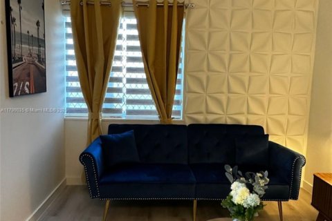 Condo in Fort Lauderdale, Florida, 1 bedroom  № 1861476 - photo 6