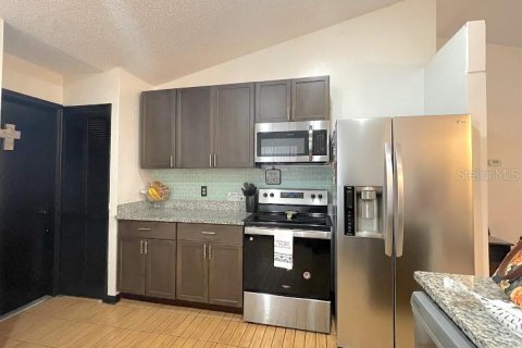 House in Orlando, Florida 3 bedrooms, 123.93 sq.m. № 1821321 - photo 7