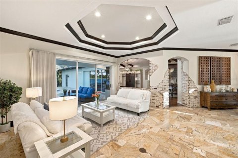 Villa ou maison à vendre à Sarasota, Floride: 5 chambres, 362.32 m2 № 2428941 - photo 8