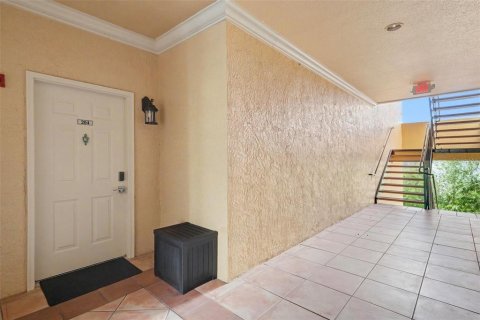 Condo in Tampa, Florida, 2 bedrooms № 2420614 - photo 4