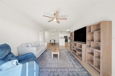 Condo in Tampa, Florida, 2 bedrooms № 2420614 - photo 8