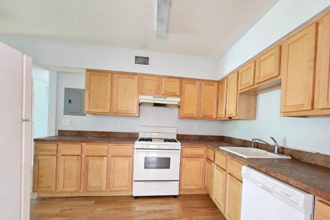 Appartement à louer à Clearwater, Floride: 2 chambres, 84.08 m2 № 2423959 - photo 4
