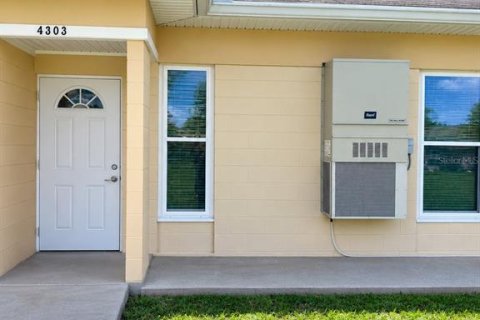 Villa ou maison à Lake Wales, Floride 1 chambre, 60.2 m2 № 2363155