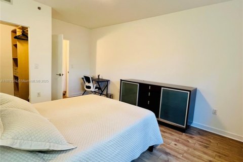 Condo in Aventura, Florida, 2 bedrooms  № 1874325 - photo 17