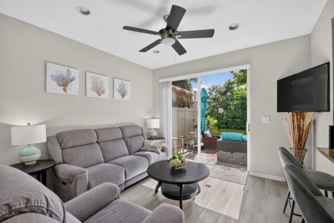 Townhouse in Boynton Beach, Florida 3 bedrooms, 141.49 sq.m. № 2189376 - photo 20