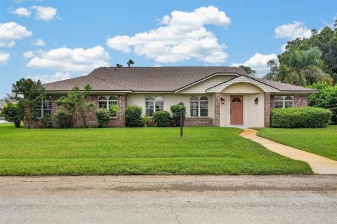 Casa en Palm Coast, Florida 3 dormitorios, 173.45 m2 № 2386416