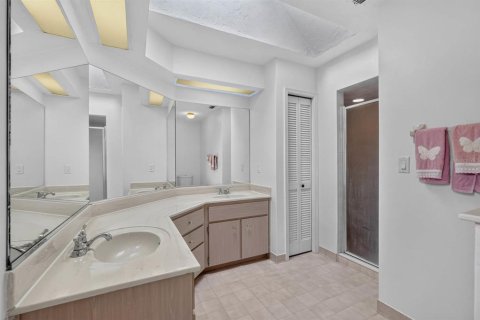 Casa en venta en Palm Coast, Florida, 3 dormitorios, 173.45 m2 № 2386416 - foto 25