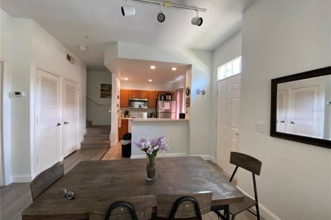 Touwnhouse à louer à Kissimmee, Floride: 4 chambres, 136.57 m2 № 2150440 - photo 9