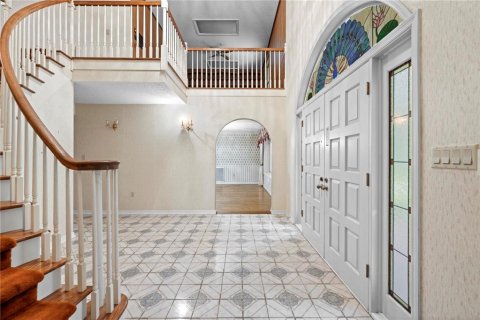 House in Brooksville, Florida 5 bedrooms, 405.43 sq.m. № 1800559 - photo 4