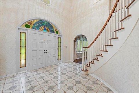 House in Brooksville, Florida 5 bedrooms, 405.43 sq.m. № 1800559 - photo 6