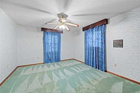 House in Brooksville, Florida 5 bedrooms, 405.43 sq.m. № 1800559 - photo 19