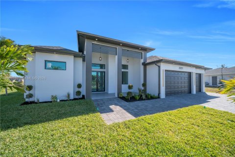 Villa ou maison à Cape Coral, Floride 4 chambres, 224.45 m2 № 2025461