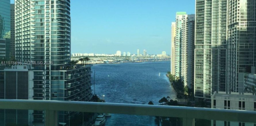 Apartment in Miami, Florida 1 bedroom, 83.8 sq.m. № 2044472