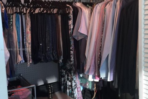 Apartment in Miami, Florida 1 bedroom, 83.8 sq.m. № 2044472 - photo 13