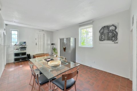Casa en venta en Miami, Florida, 3 dormitorios, 205.5 m2 № 1445765 - foto 24