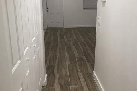 Casa en alquiler en West Palm Beach, Florida, 1 dormitorio, 91.79 m2 № 2084775 - foto 4
