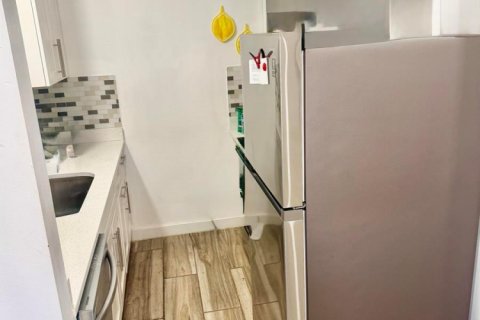 Casa en alquiler en West Palm Beach, Florida, 1 dormitorio, 91.79 m2 № 2084775 - foto 6