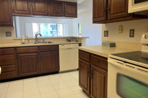 Condo in Clearwater, Florida, 3 bedrooms  № 1566146 - photo 25