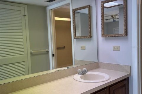 Condo in Clearwater, Florida, 3 bedrooms  № 1566146 - photo 8