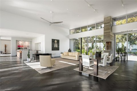Villa ou maison à vendre à Winter Haven, Floride: 4 chambres, 339.93 m2 № 1598349 - photo 16